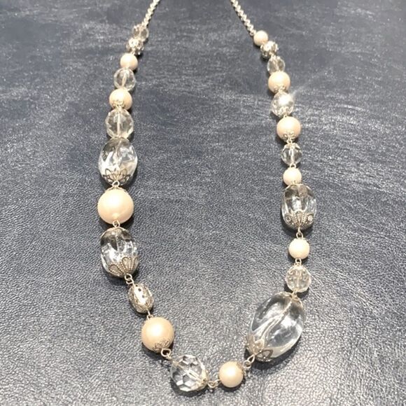 Chico’s Faux Pearl & Clear Resin Necklace with Silver Tone Beads - Picture 1 of 8